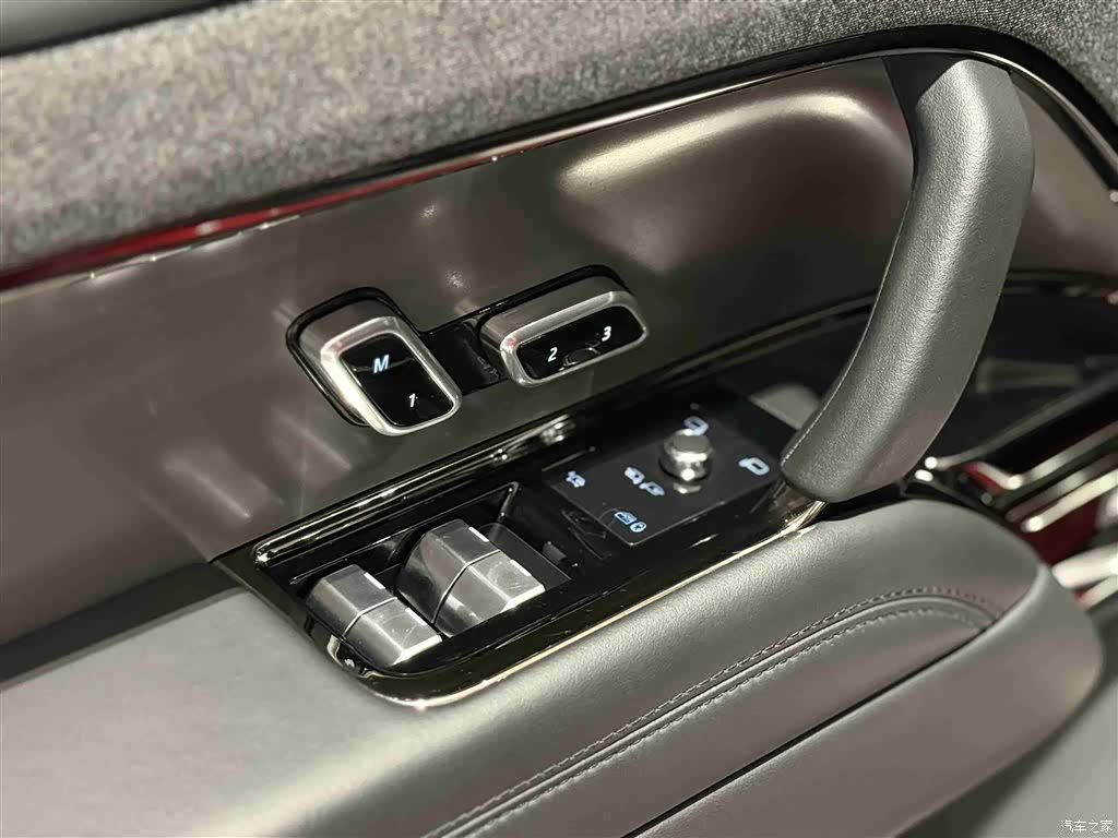 Land Rover Range Rover, 2023 17