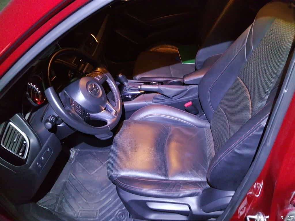 Mazda Mazda3, 2015 8