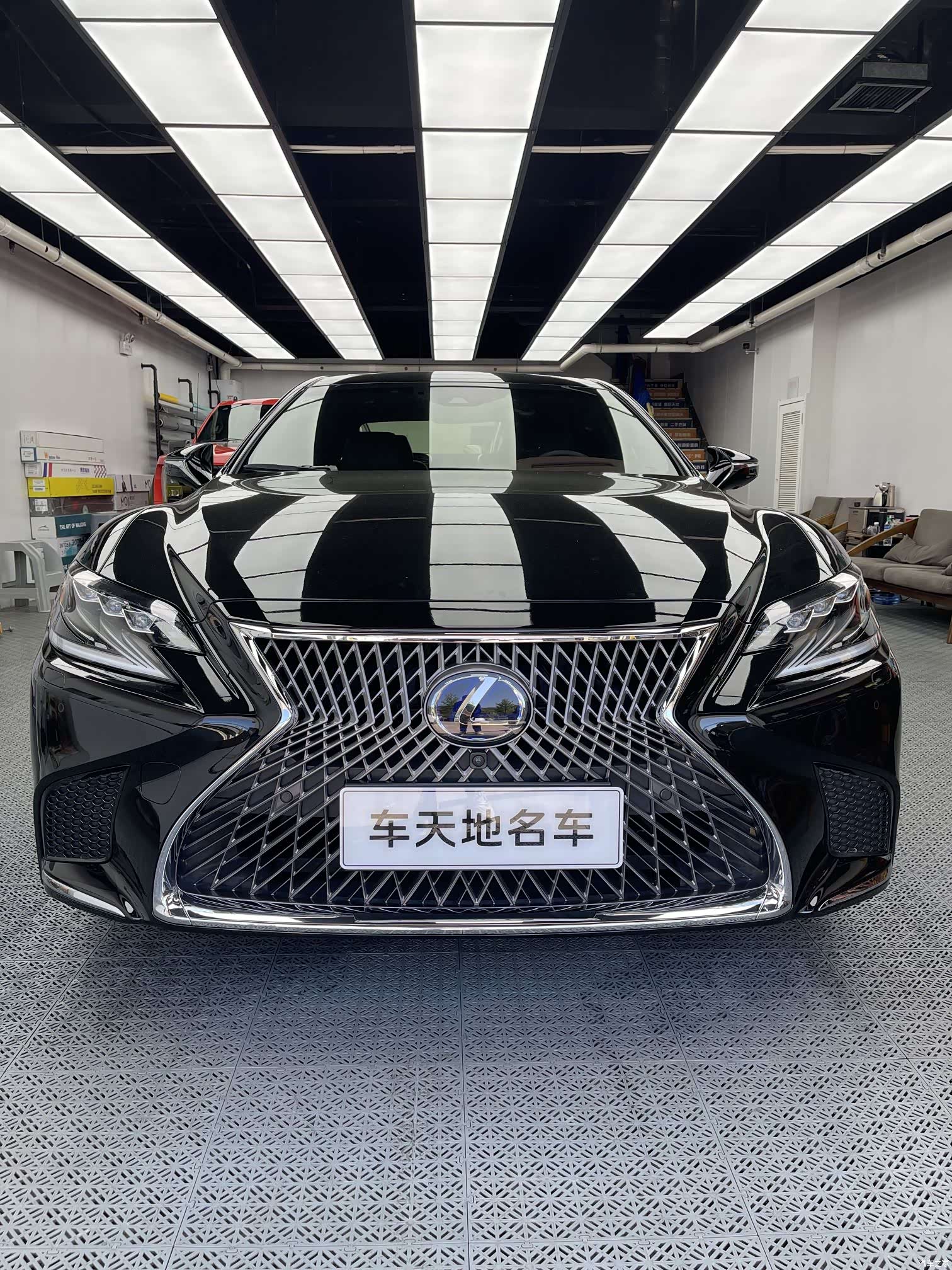 Lexus LS, 2018 2