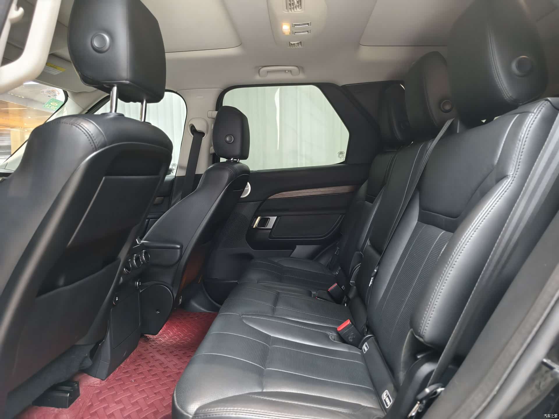 Land Rover Discovery, 2019 12