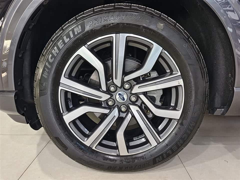 Ford Explorer Ford Explorer