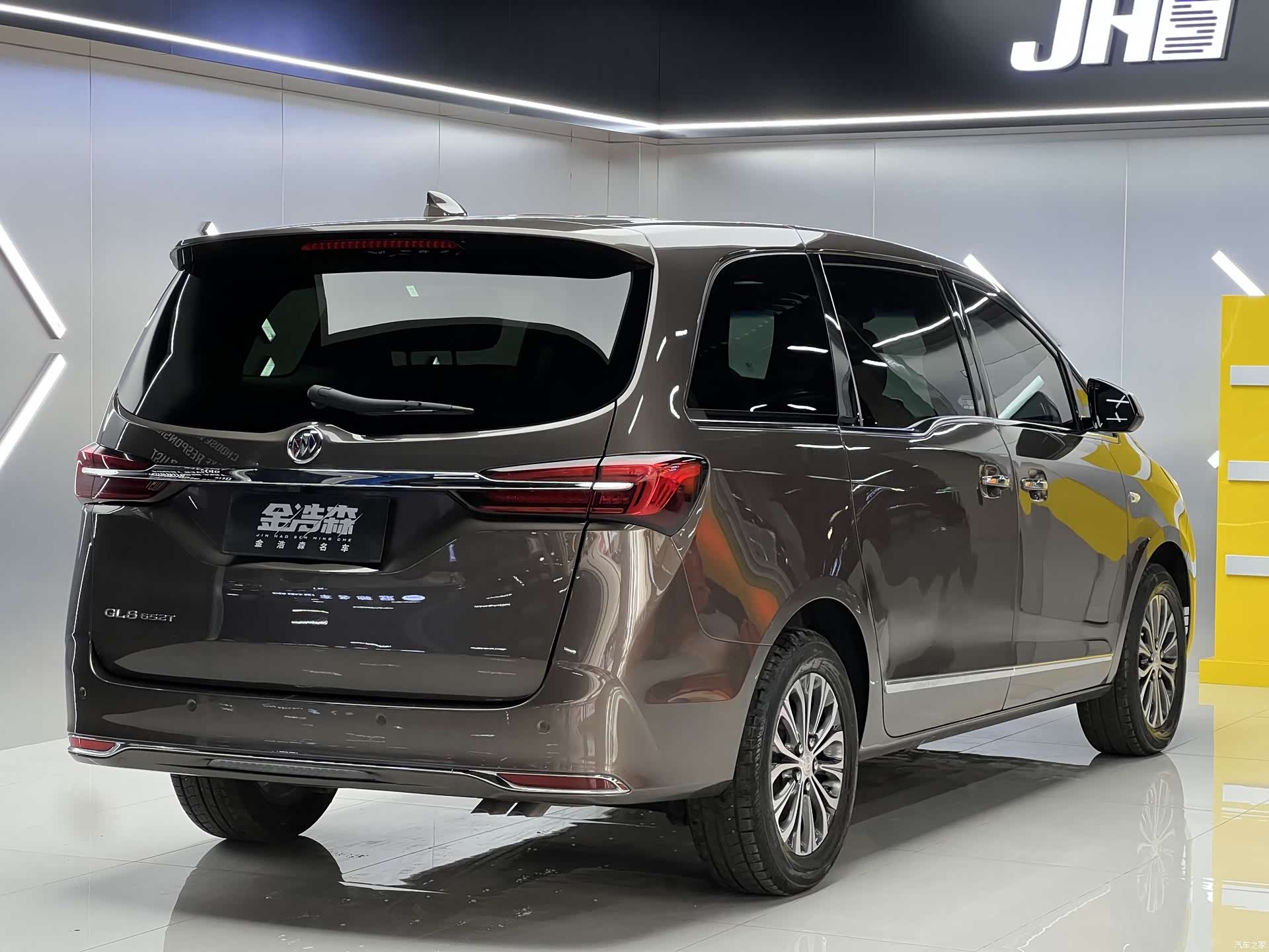 Buick GL8, 2021 6