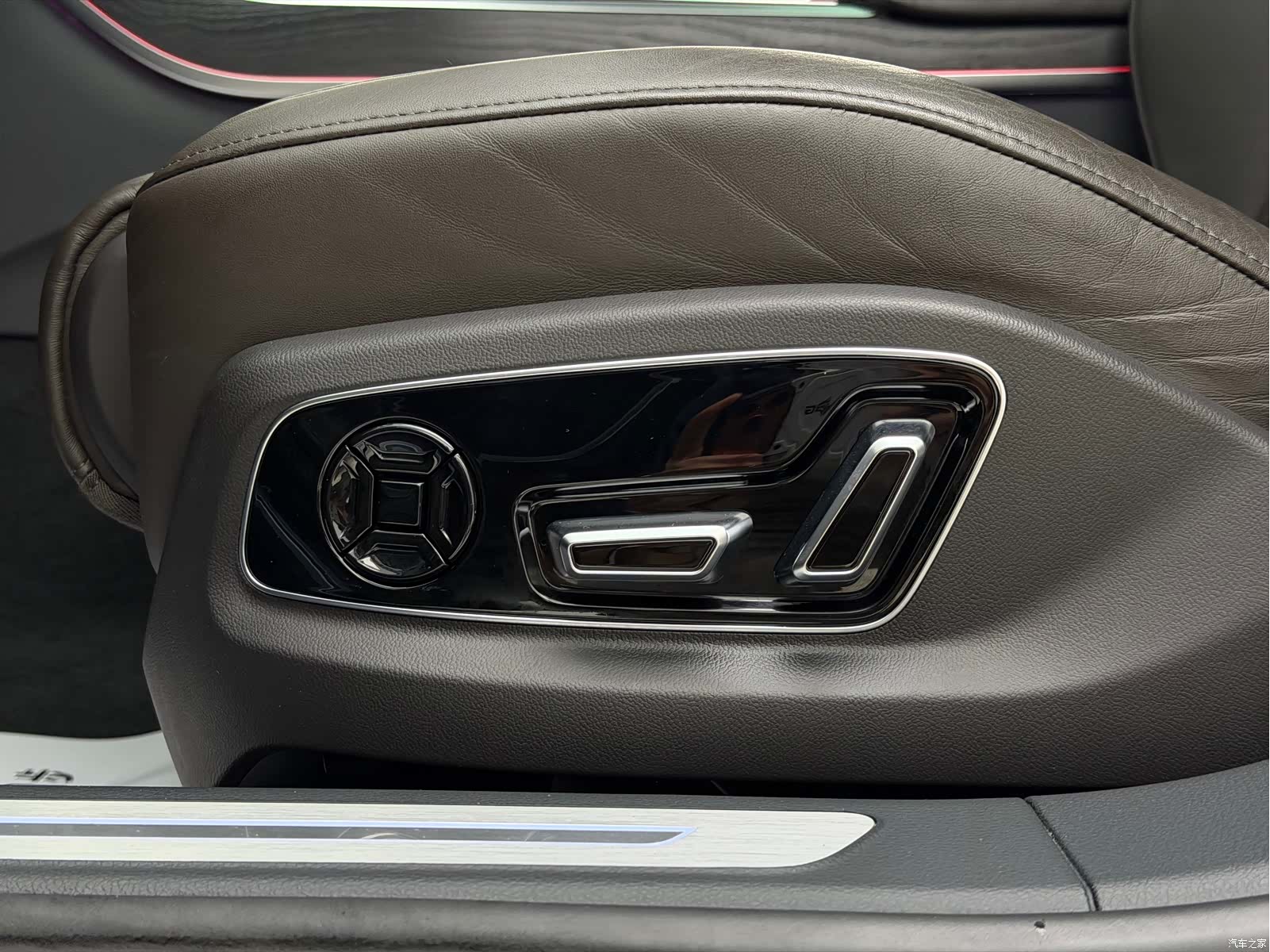 Audi A8L, 2019 27