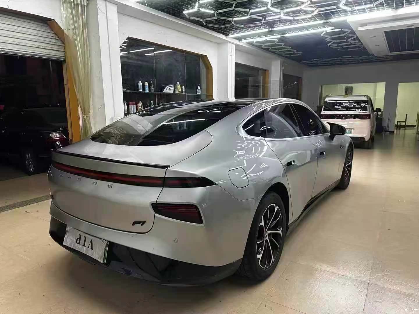 Xpeng P7, 2022 все фото