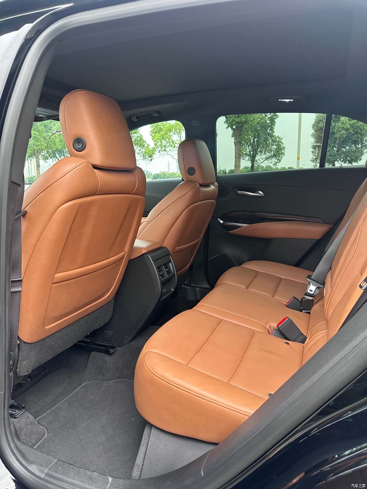 Cadillac XT4, 2023 7