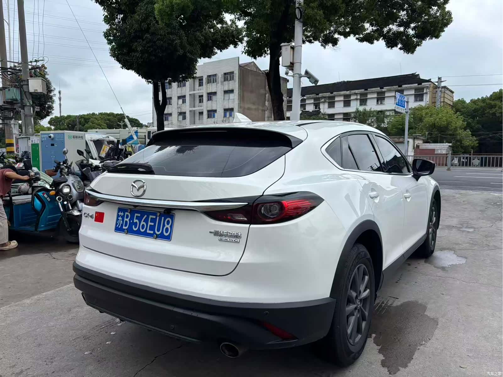 Mazda CX-4, 2021 все фото