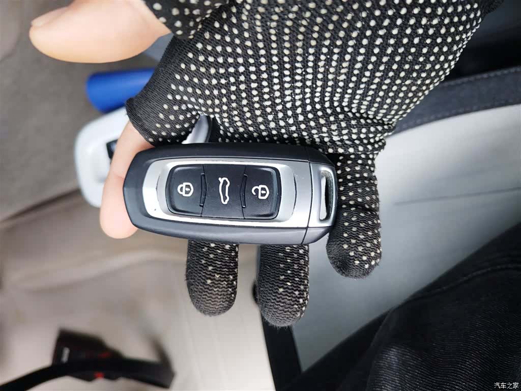 Geely Panda, 2025 9
