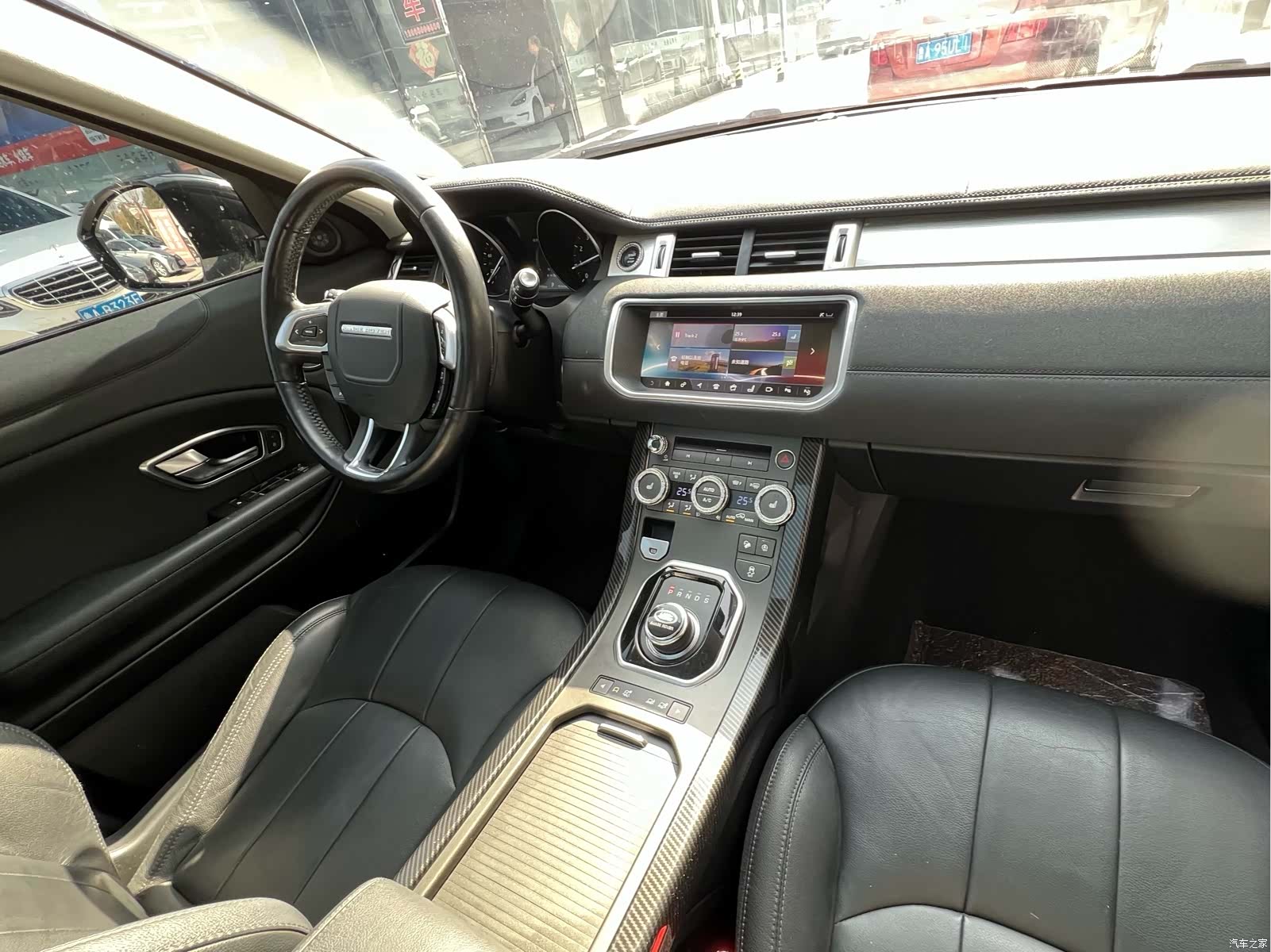 Land Rover Range Rover, 2018 18