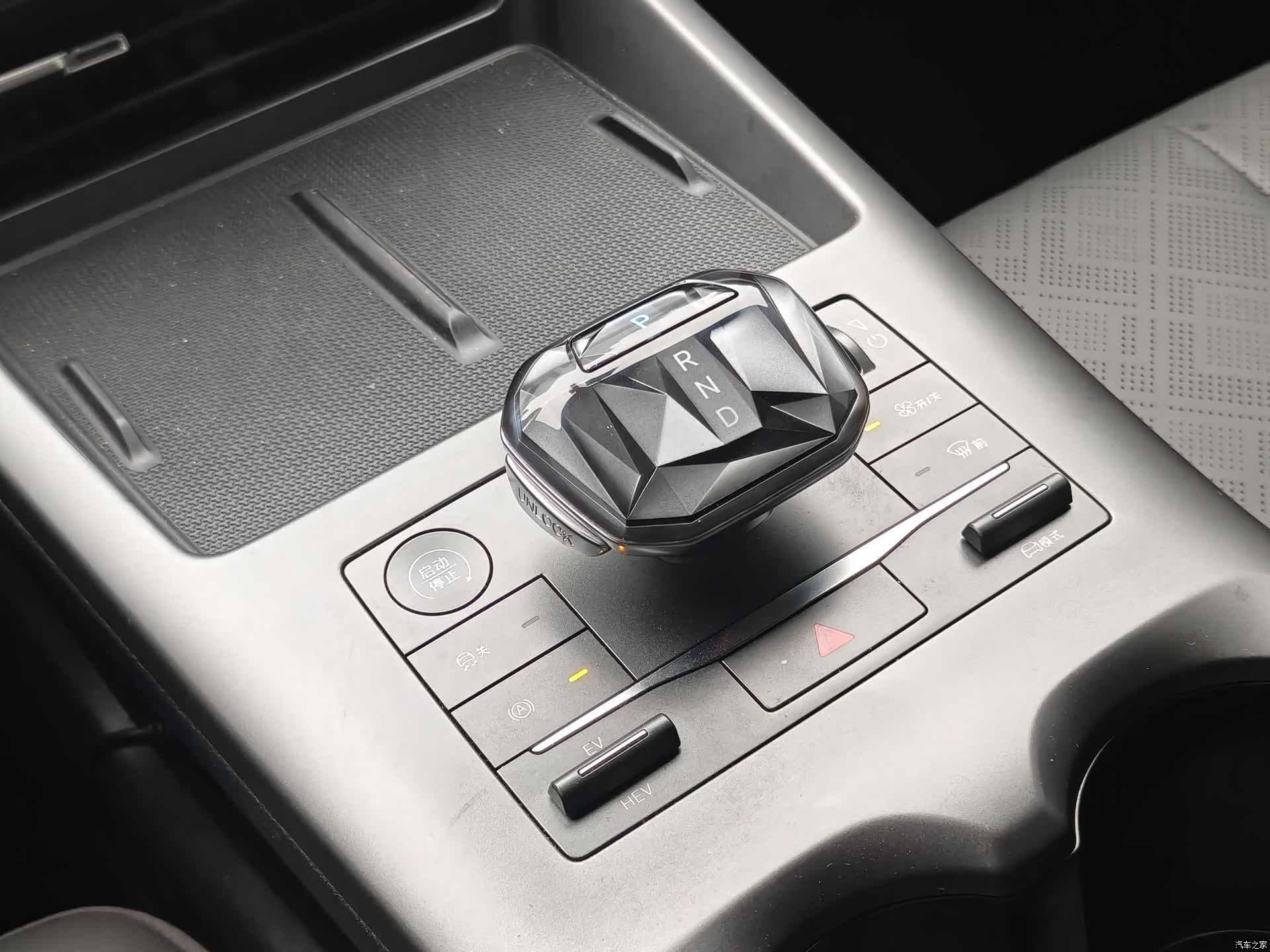 BYD Qin, 2025 12