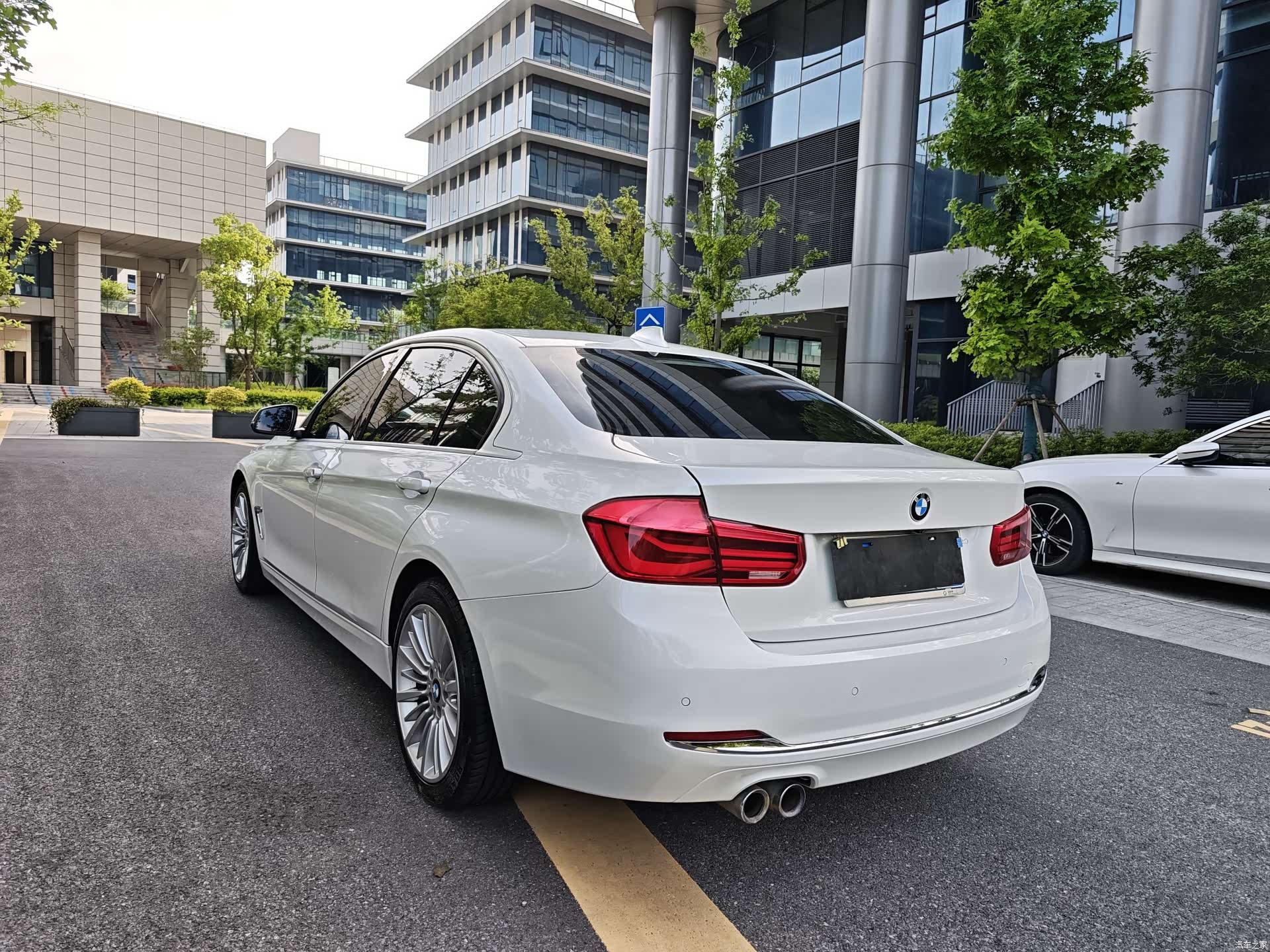BMW 3 Series, 2018 7