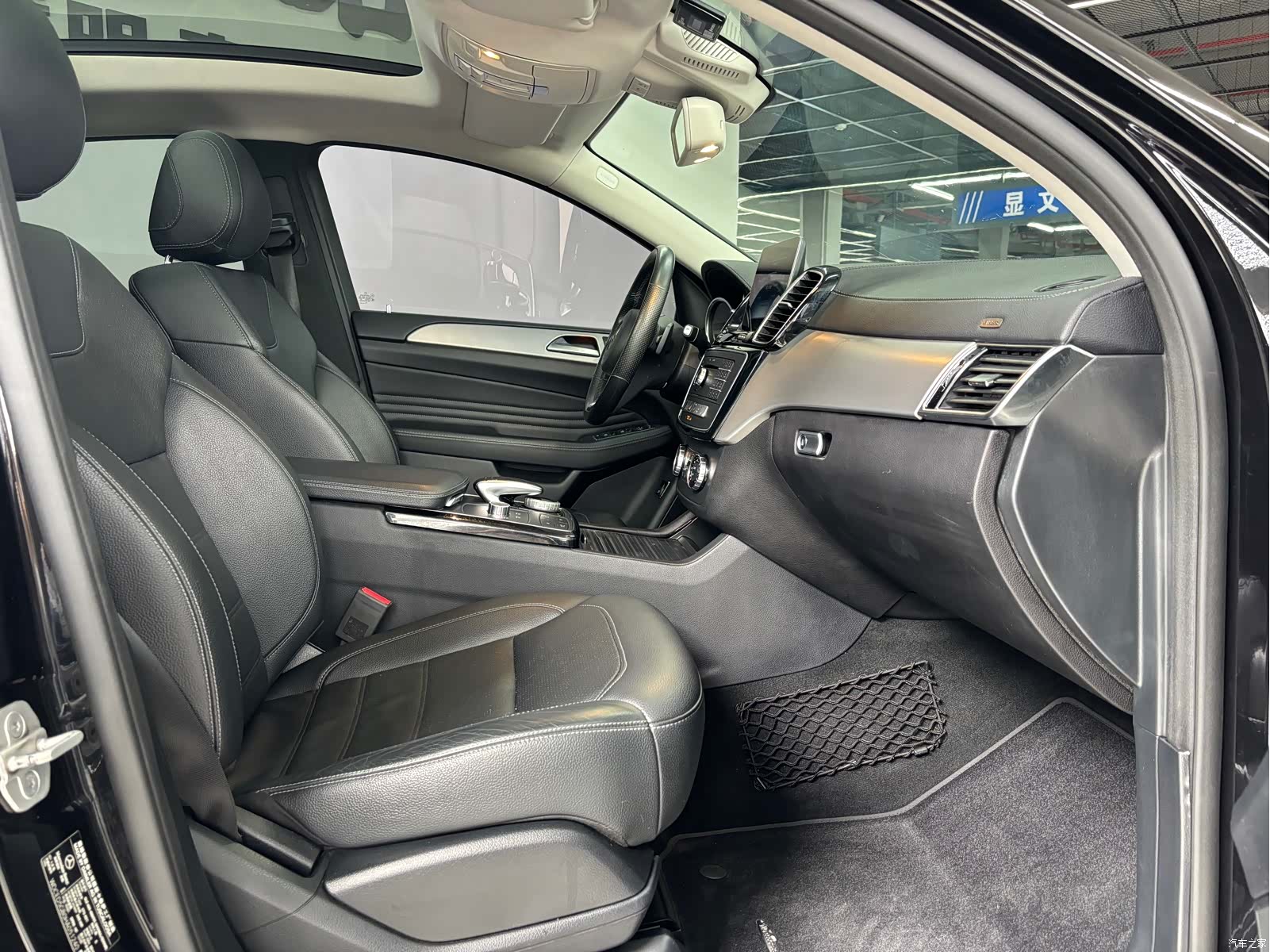 Mercedes-Benz GLE, 2017 все фото