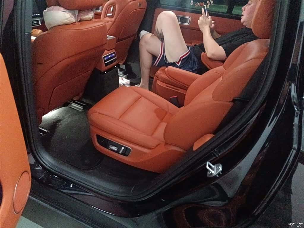 Li Auto L9, 2023 15