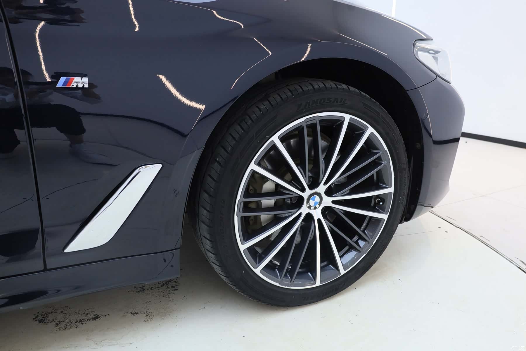BMW 5 Series, 2022 14