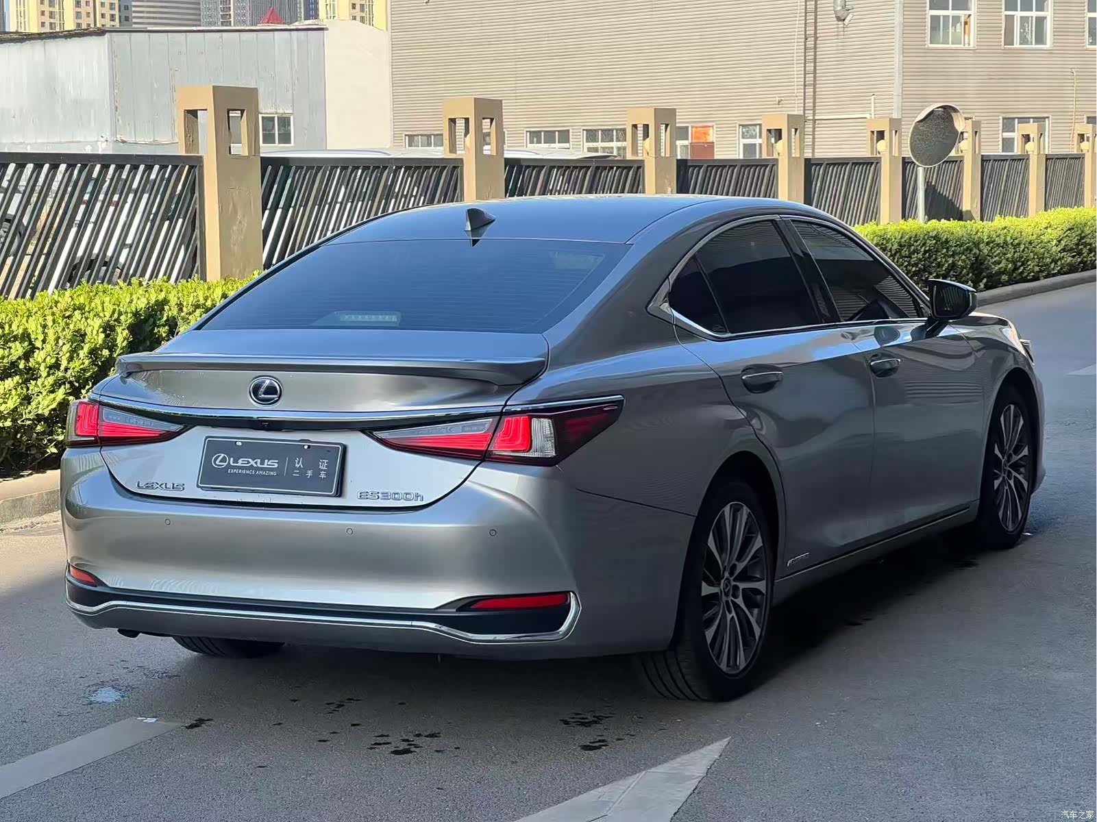 Lexus ES, 2021 7