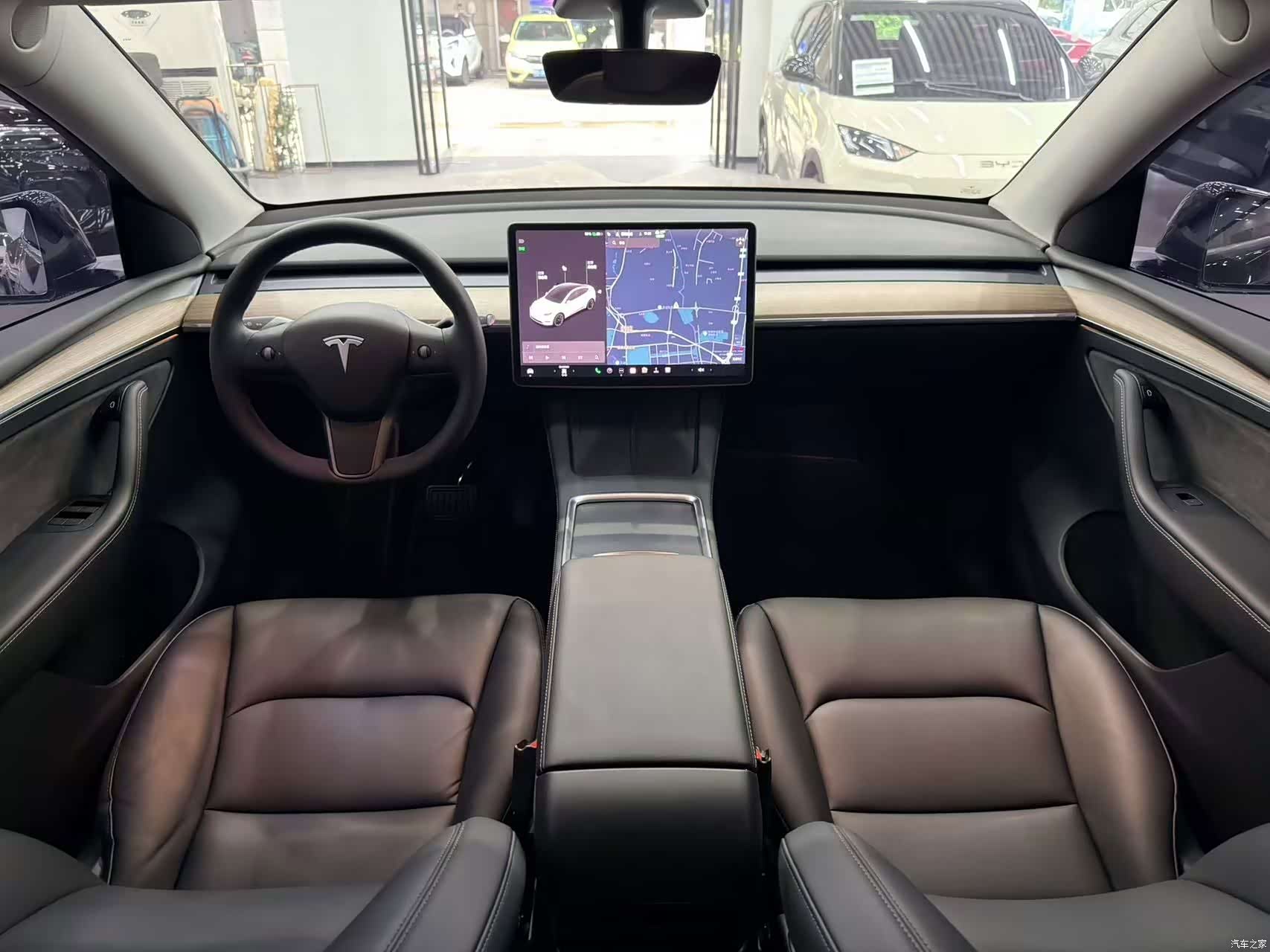 Tesla Model Y, 2022 7