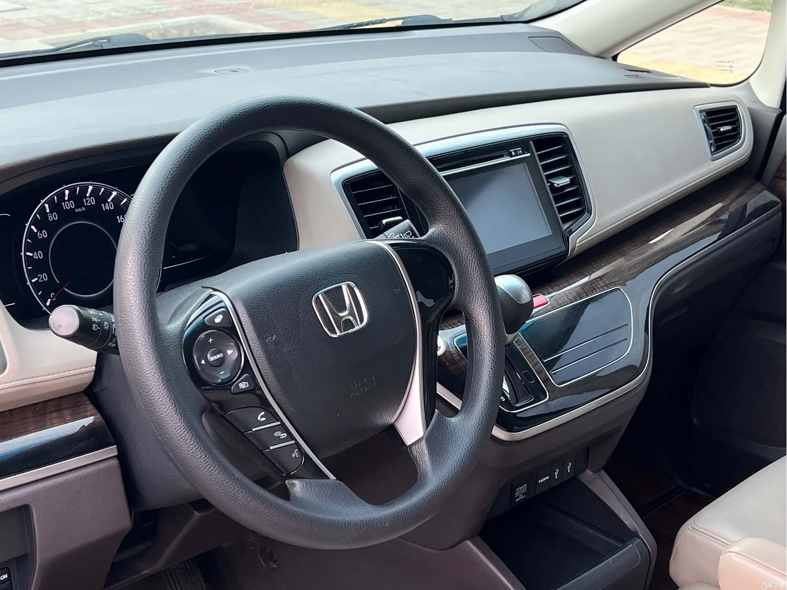 Honda Odyssey, 2017 12