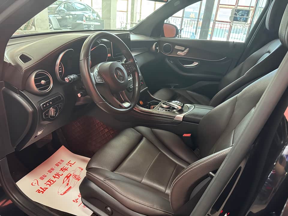Mercedes-Benz GLC Mercedes-Benz GLC