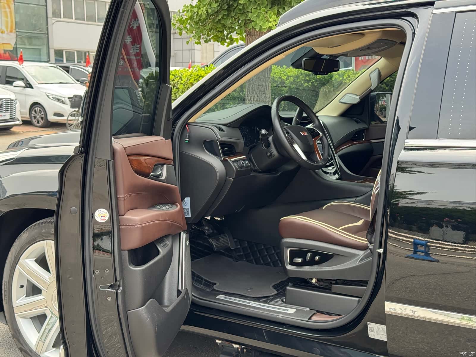 Cadillac Escalade, 2018 12