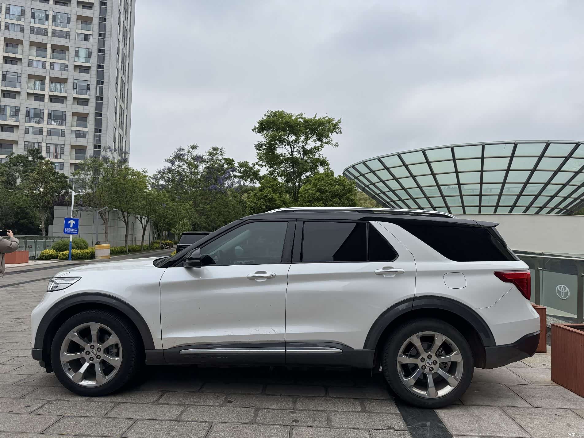 Ford Explorer, 2020 16