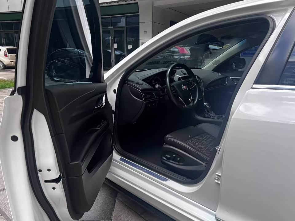 Cadillac ATS-L Cadillac ATS-L