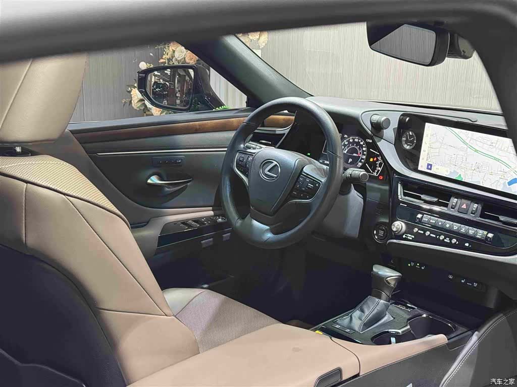 Lexus ES, 2024 23