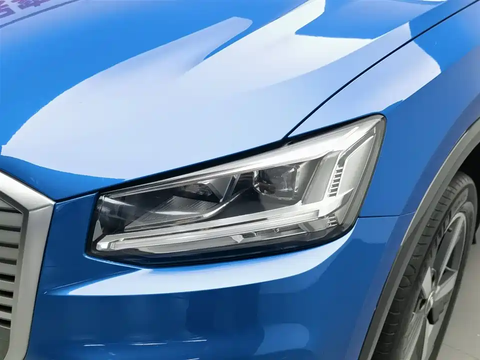 Audi Q2L Audi Q2L