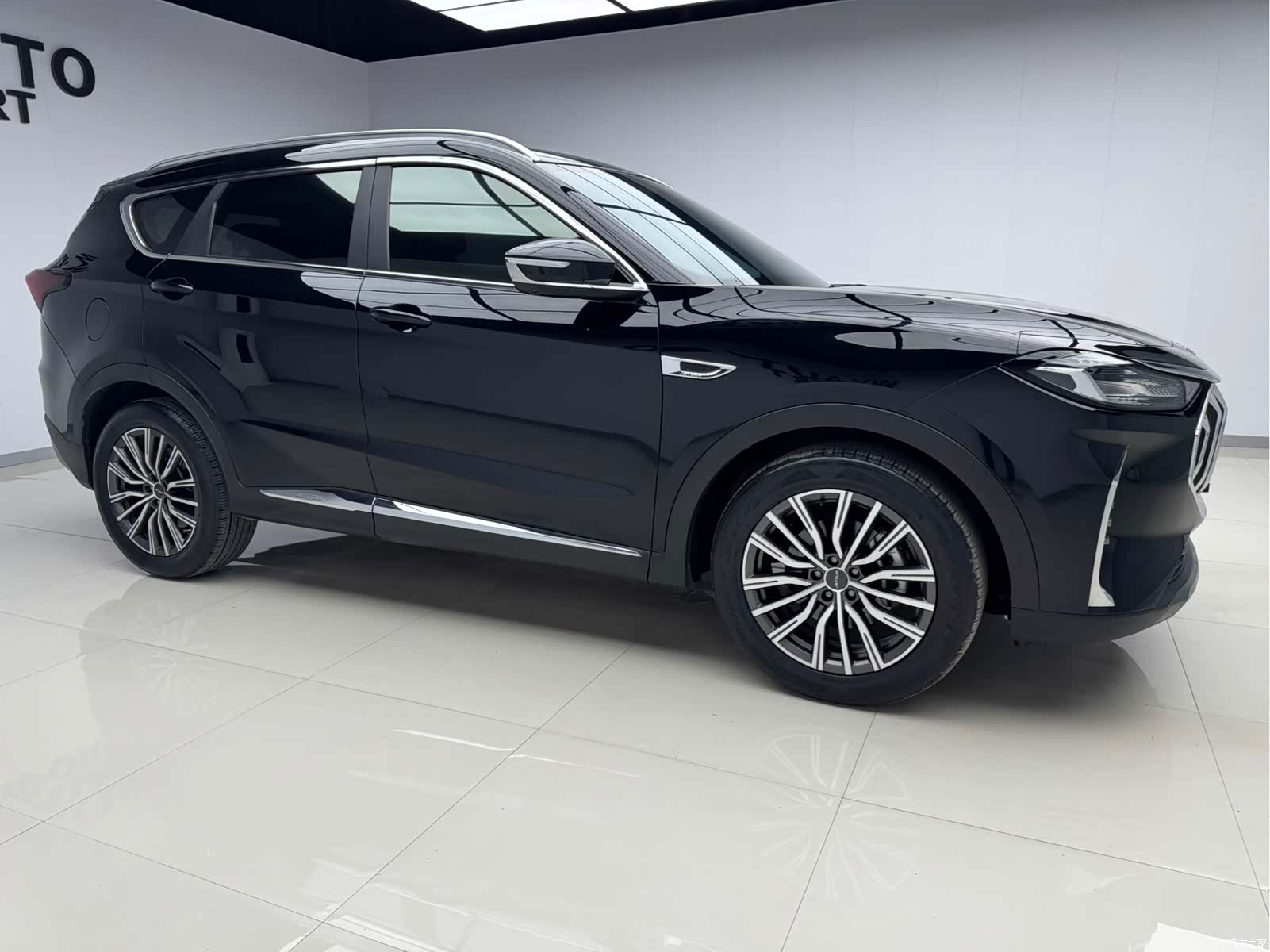 Jetour X70, 2023 3