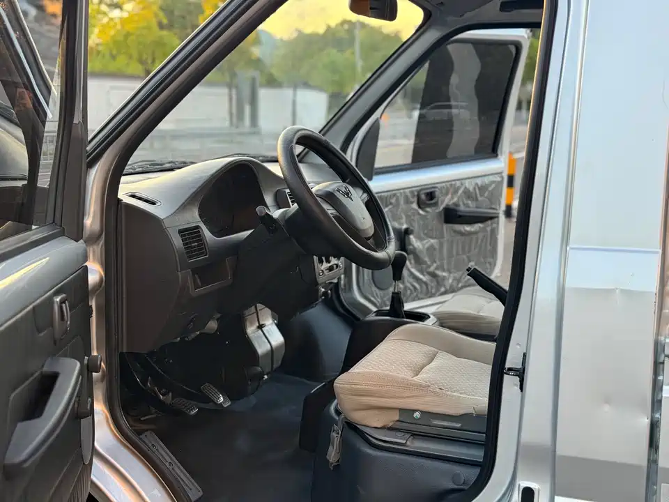 Wuling Wuling Rongguang Small Card