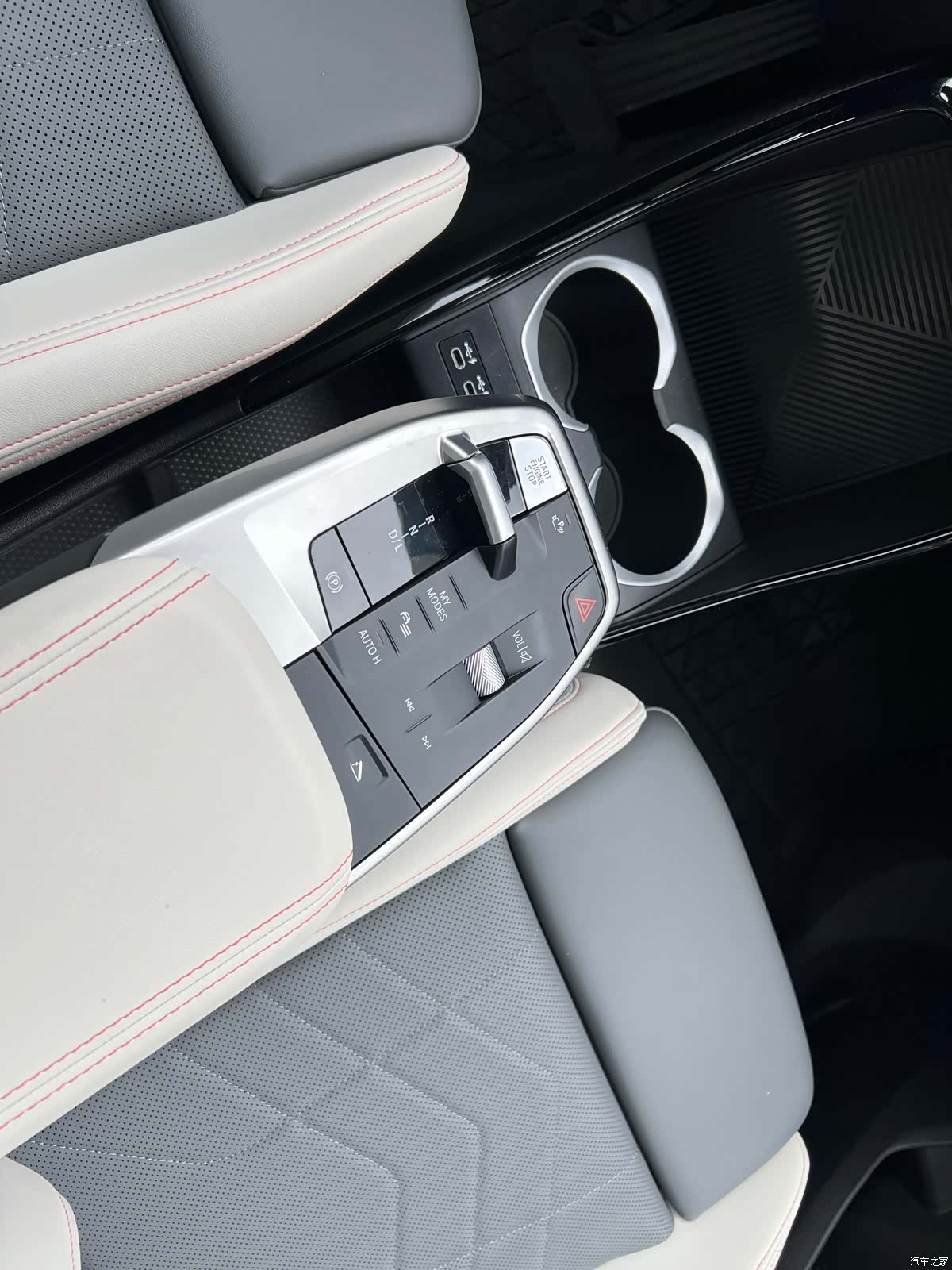 BMW X2, 2025 12