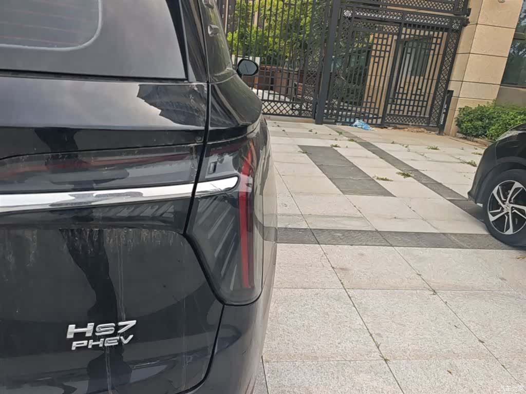 Hongqi HS7, 2024 8