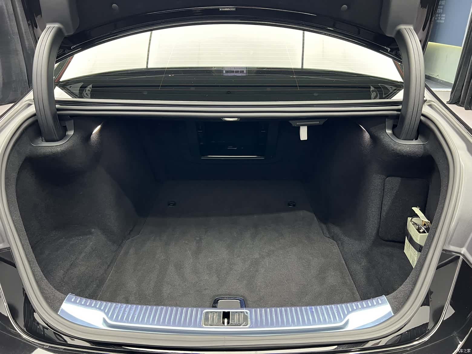Maybach S-Class, 2023 14