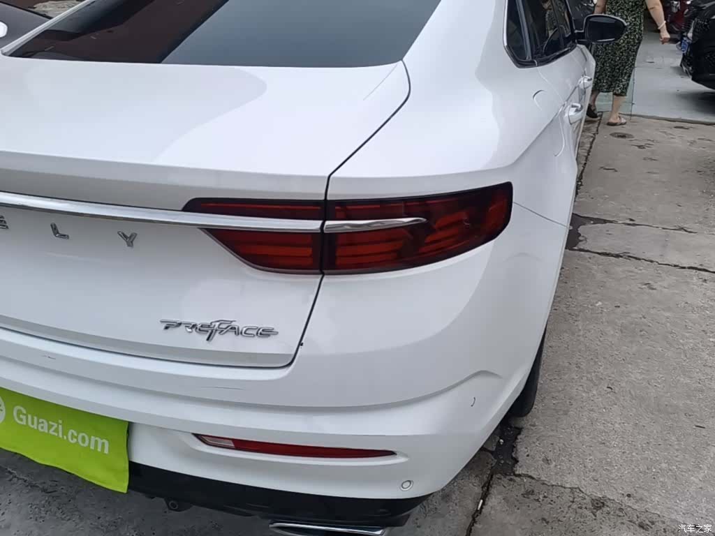 Geely Preface, 2022 8