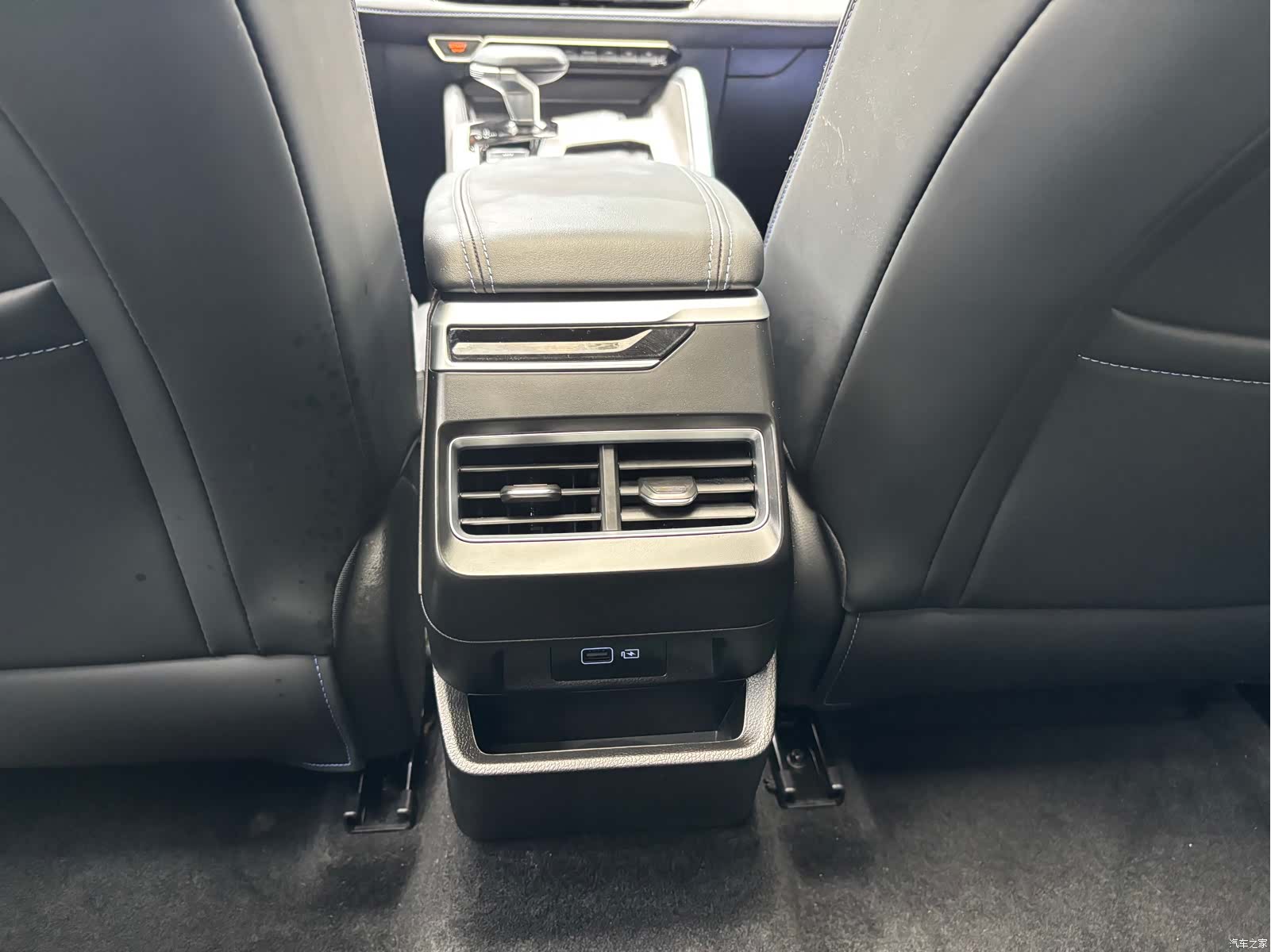 Geely Preface, 2025 11
