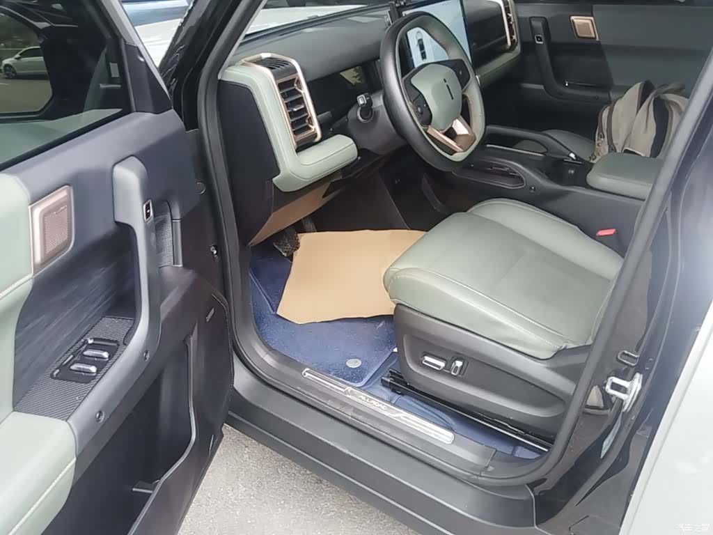 Chery iCAR, 2024 16