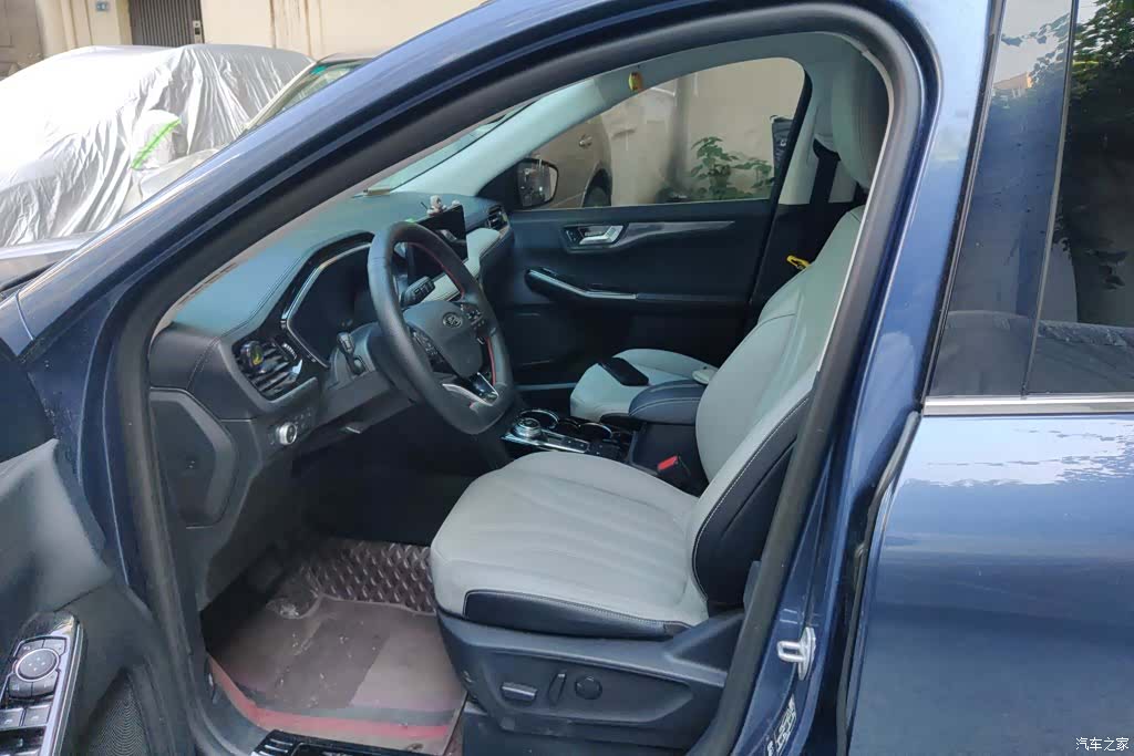 Ford Escape, 2022 9