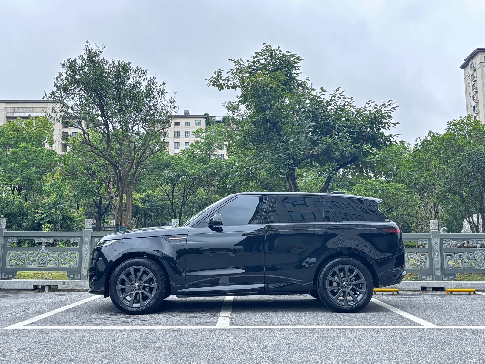 Land Rover Range Rover, 2024 3