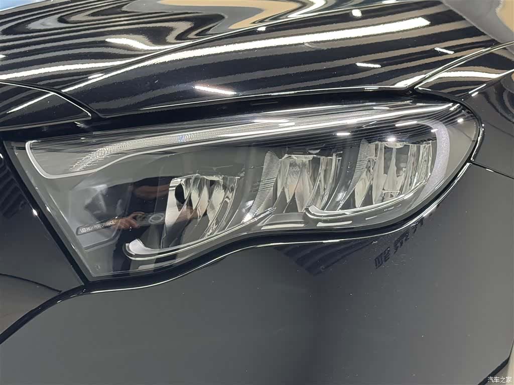 Mercedes-Benz E-Class, 2024 9