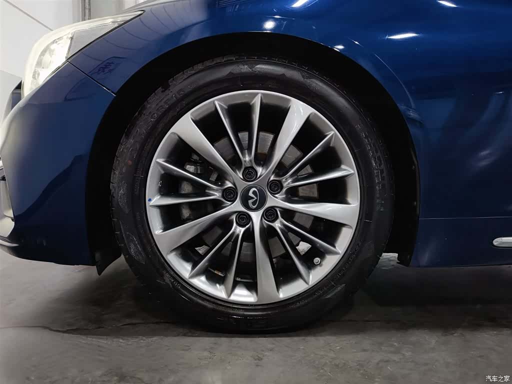 Infiniti Q50L, 2019 17