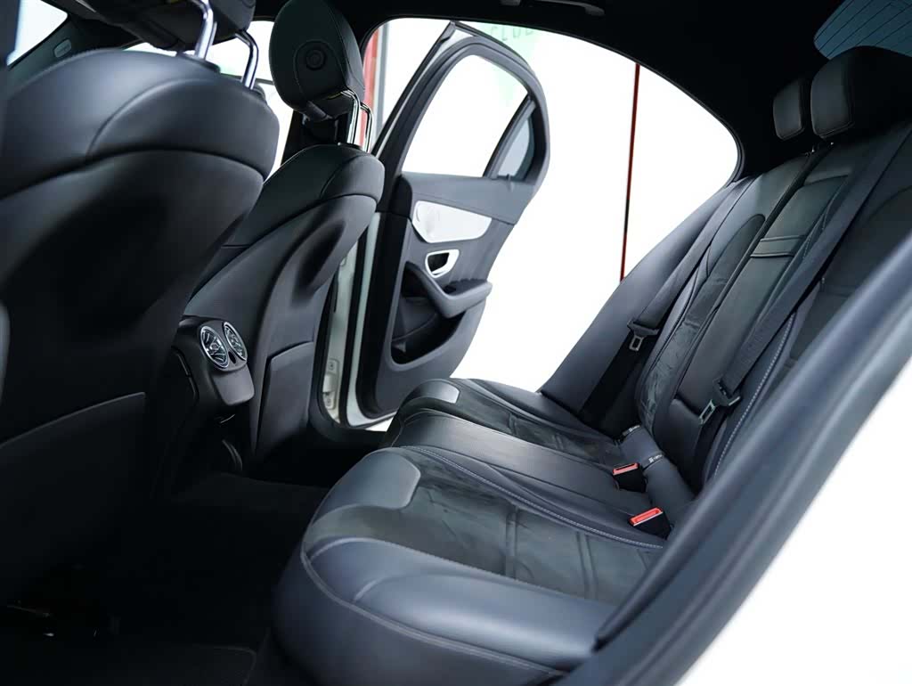 Mercedes-Benz C-Class, 2019 36