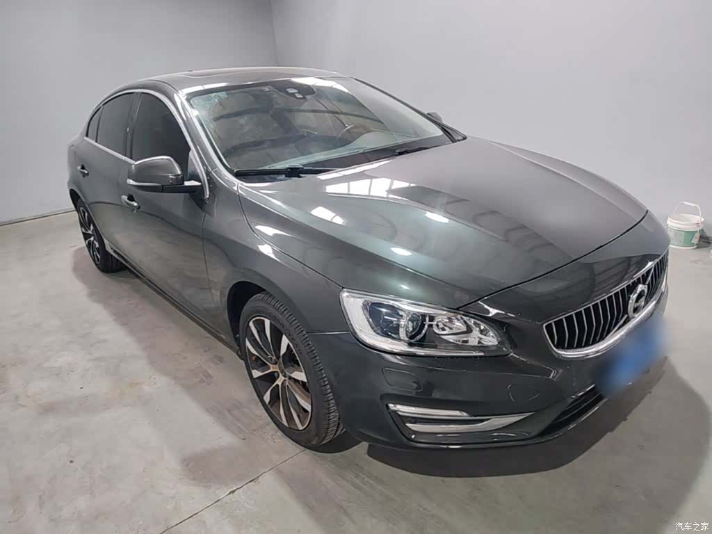 Volvo S60, 2018 4