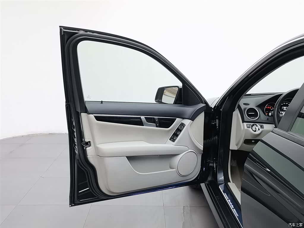 Mercedes-Benz C-Class, 2014 8