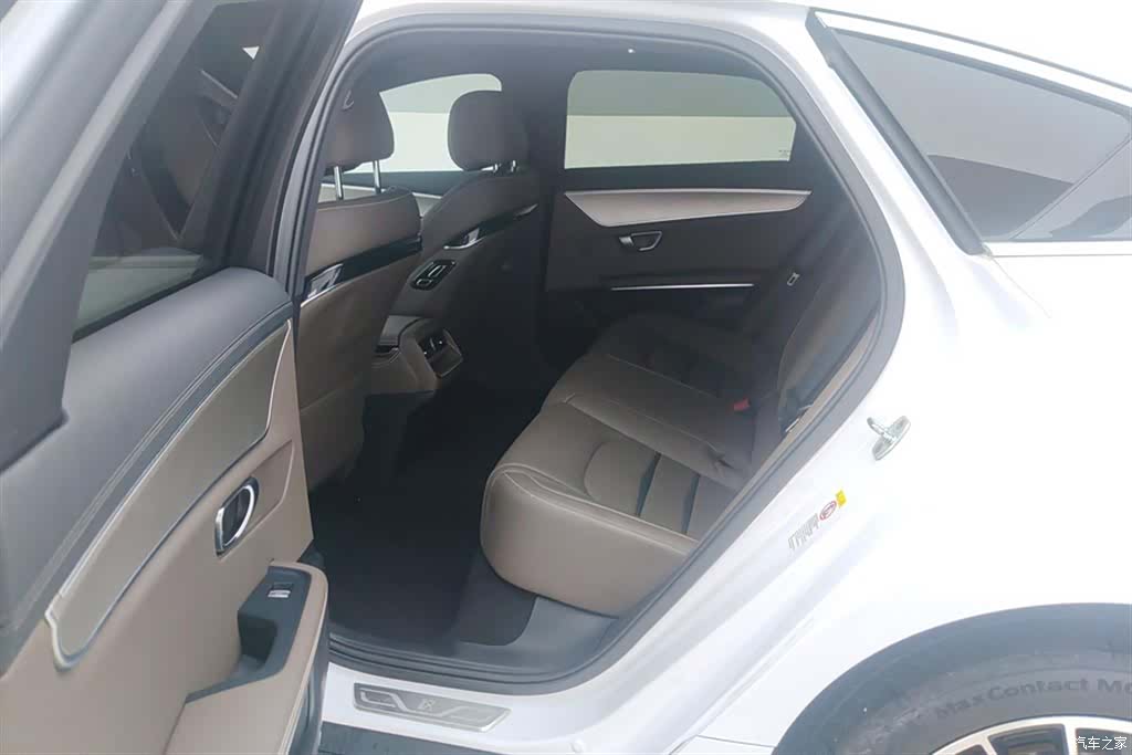 BYD Han, 2023 11