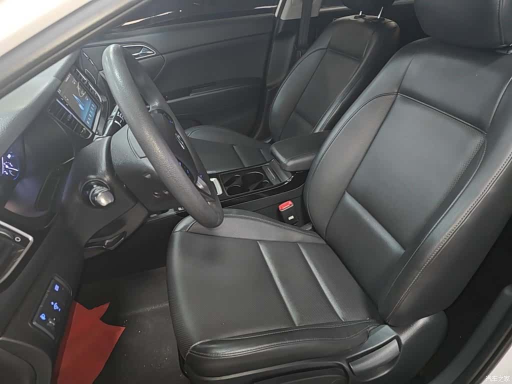 Hyundai GLS, 2016 11