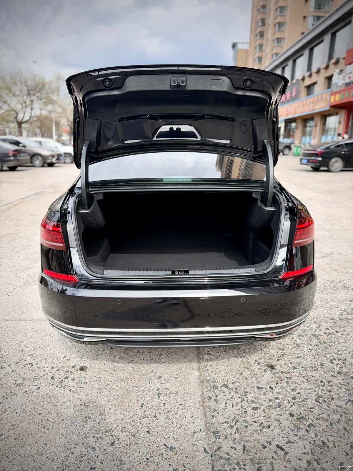 Volkswagen Passat, 2022 14