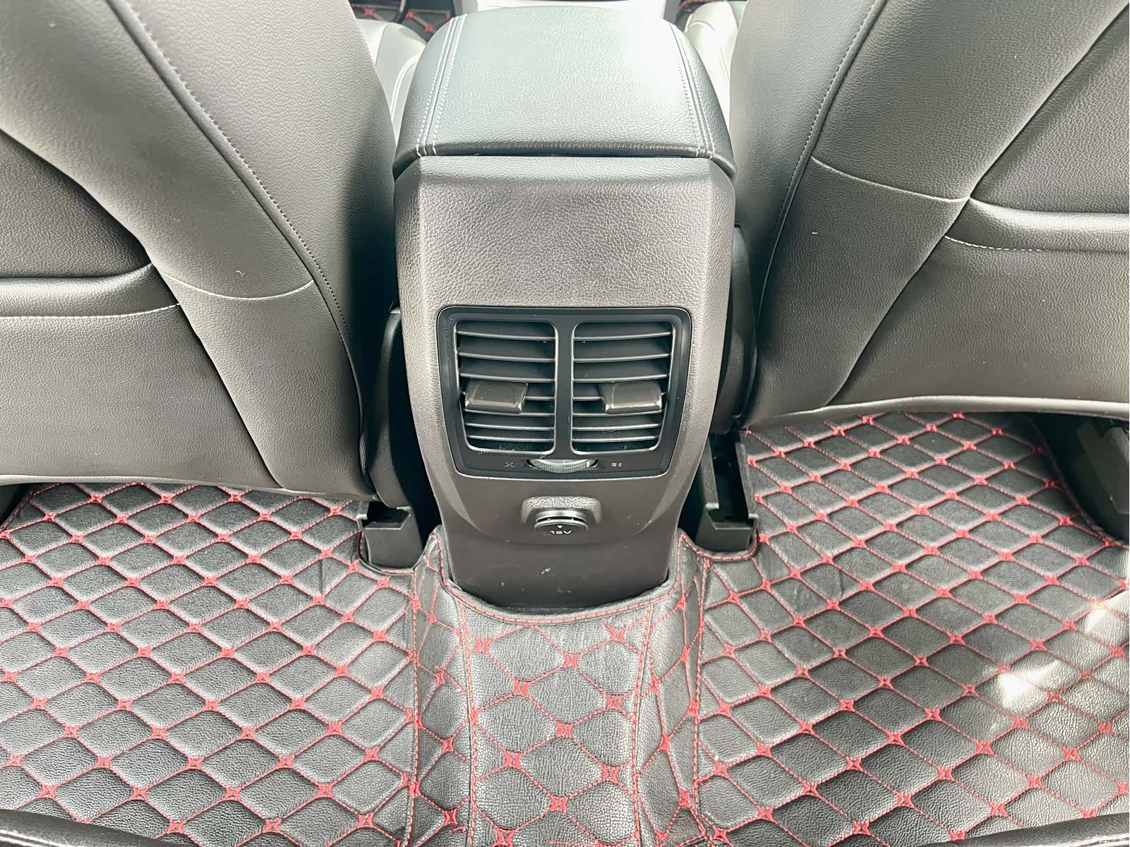 Ford Kuga, 2016 14