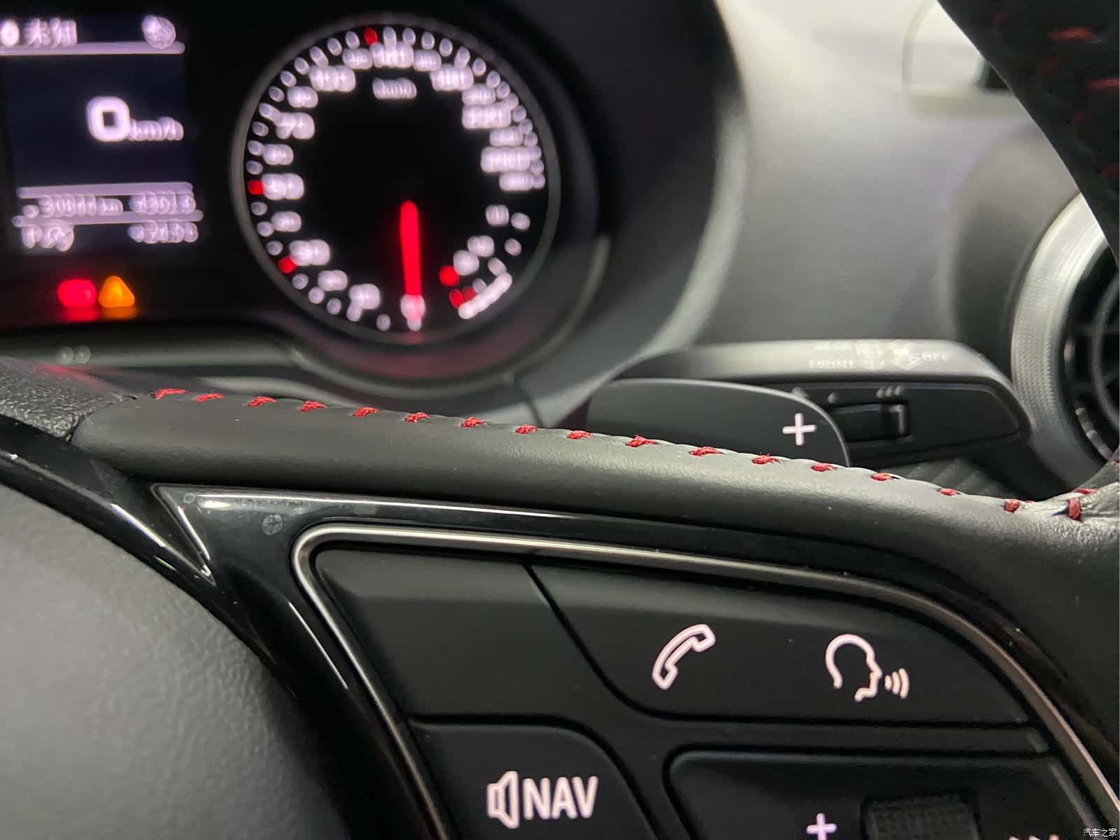 Audi Q2L, 2021 22