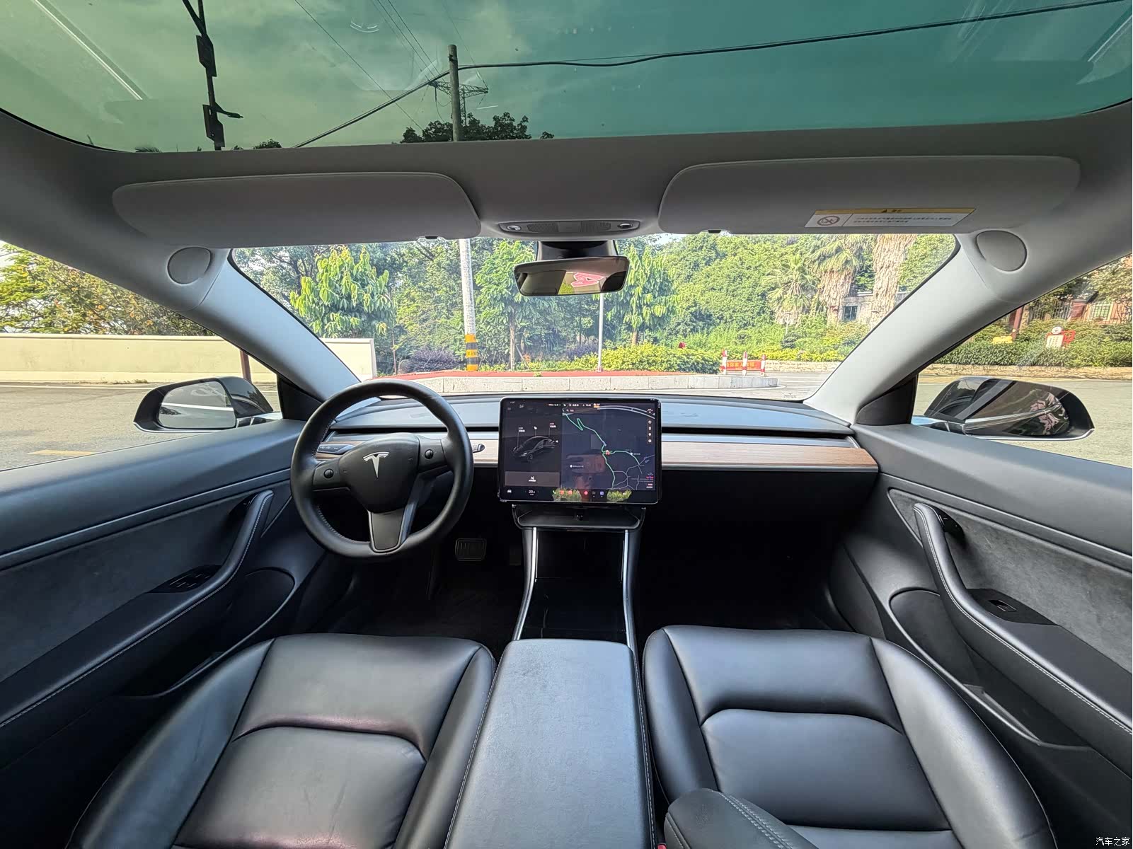 Tesla Model 3, 2020 6