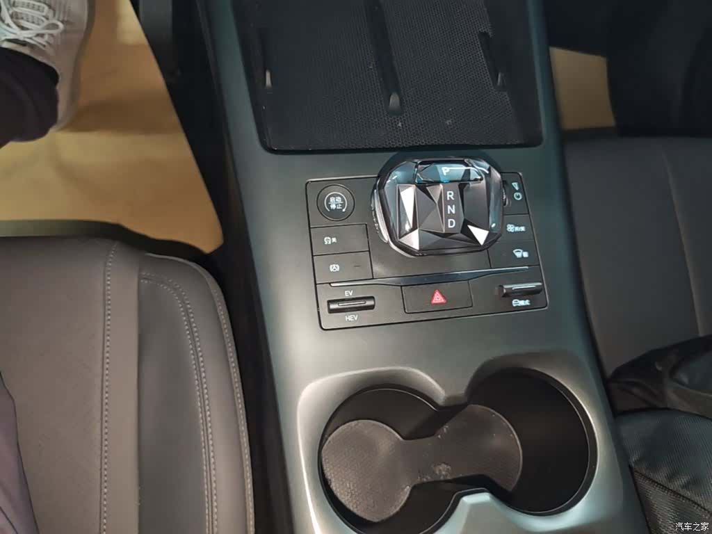 BYD Qin, 2025 14