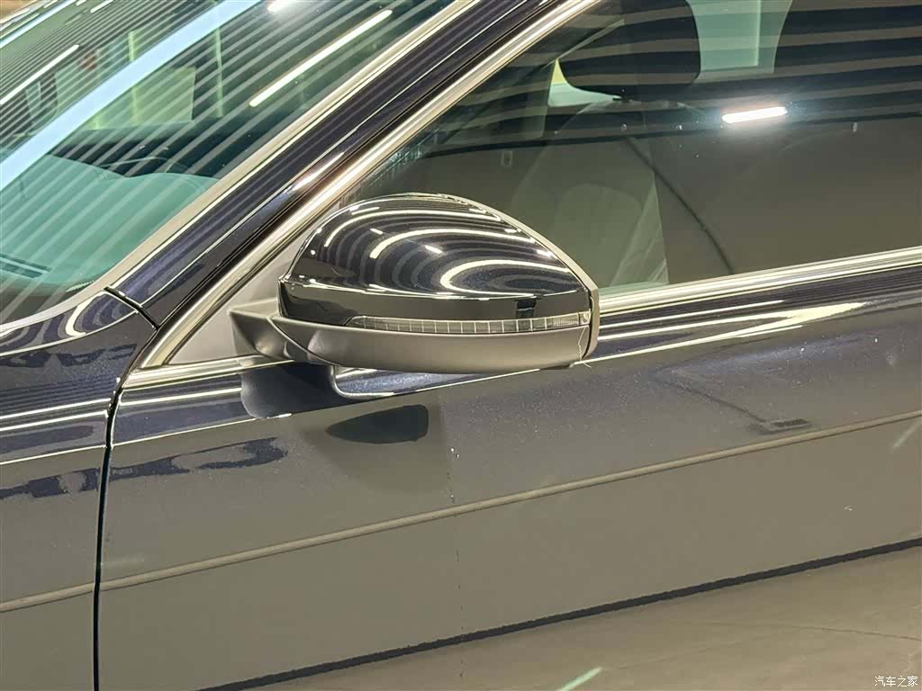 Volkswagen Passat, 2025 12
