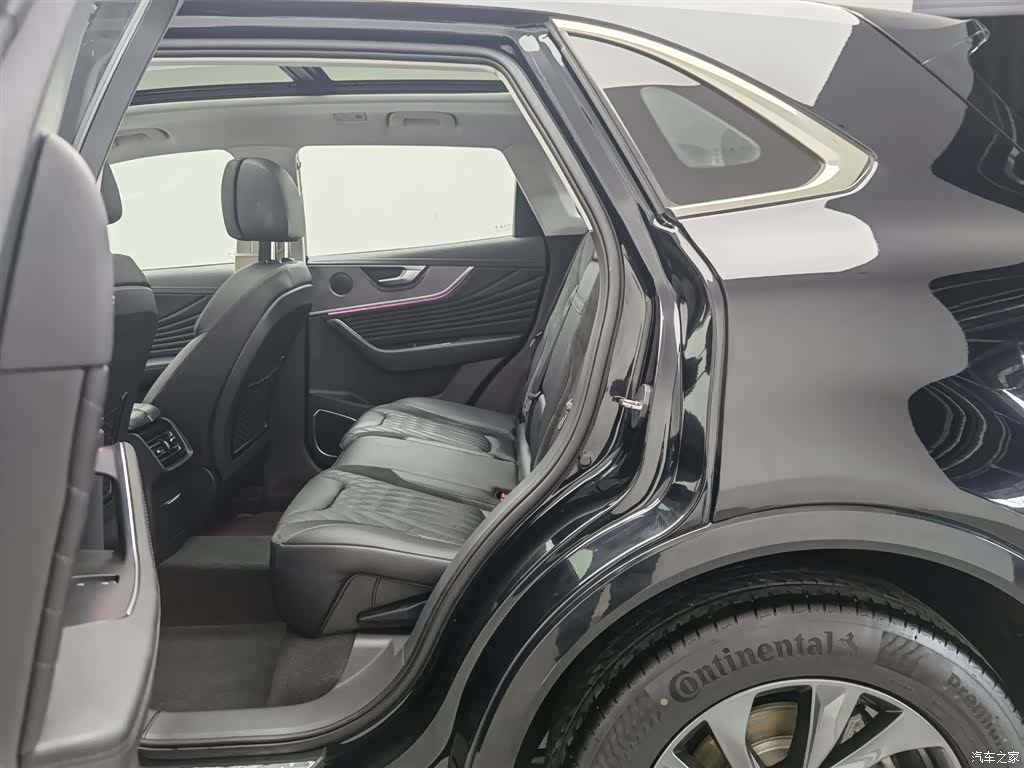 Hongqi HS5, 2023 15